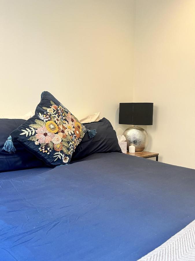 Spacious Mews Apartment, Clapham ลอนดอน ภายนอก รูปภาพ